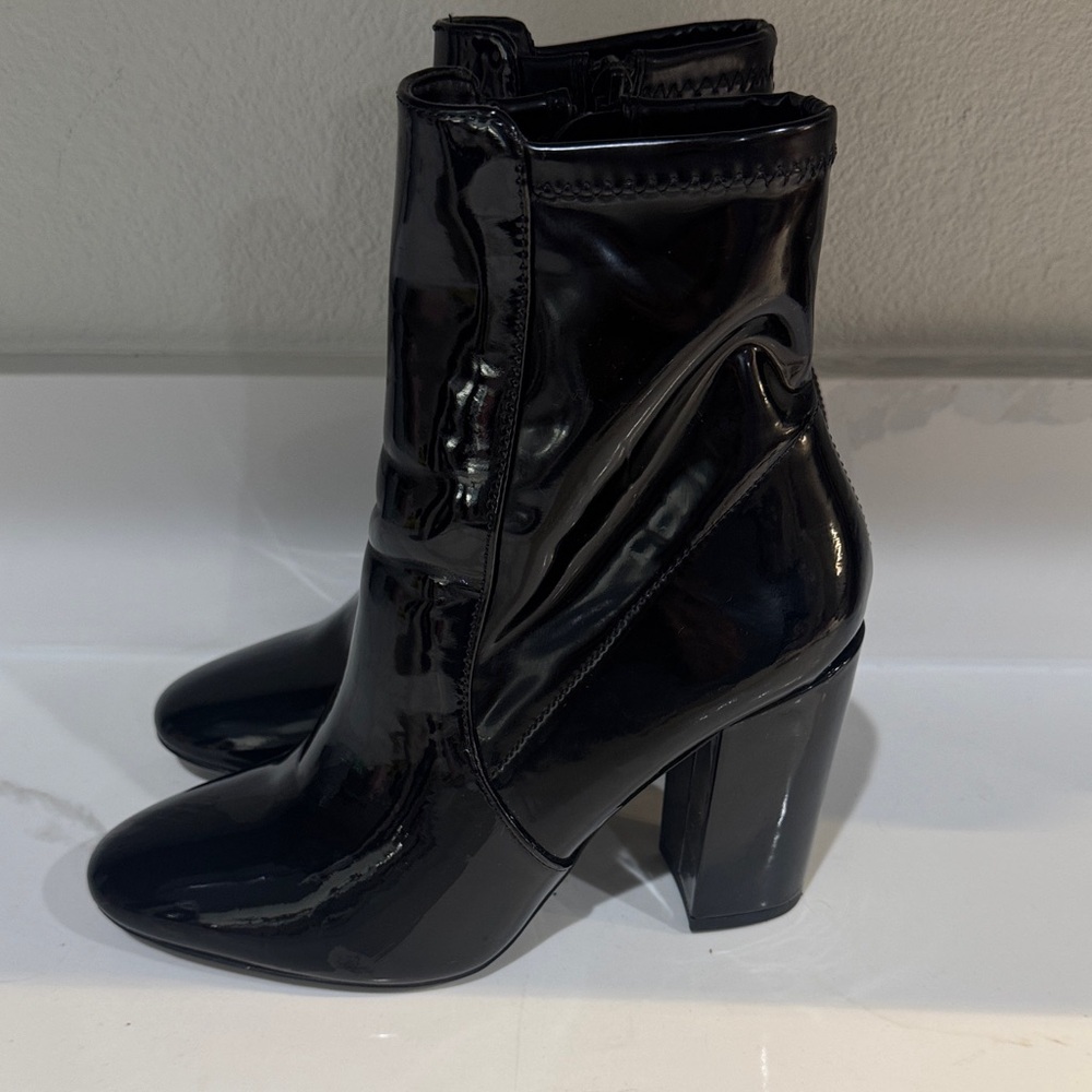 Aldo Shiny Black Patent leather Heeled Boots